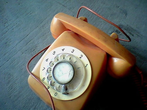 电子产品时代的技术基石 电子元器件的技术开发与购销新趋势